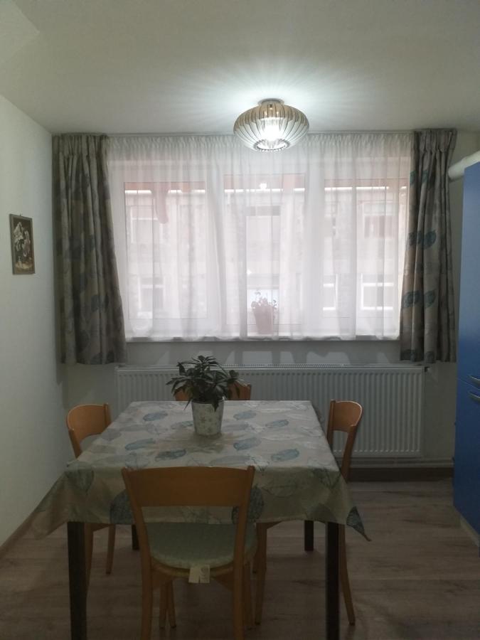 Appartement Felicita à Braşov Extérieur photo